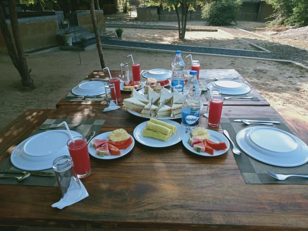 Luxury tent Yala Wild Hut - Yala *